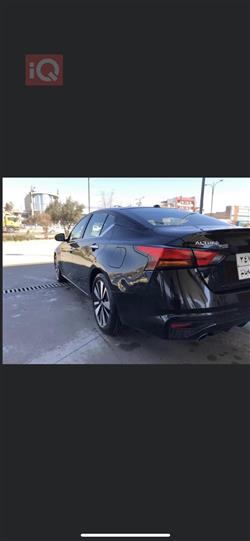 نيسان ألتيما